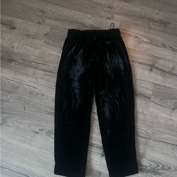 J Crew Easy  H2684 Elastic Waist Pull On Black Velvet Crop Pants size 0 - Picture 4 of 6